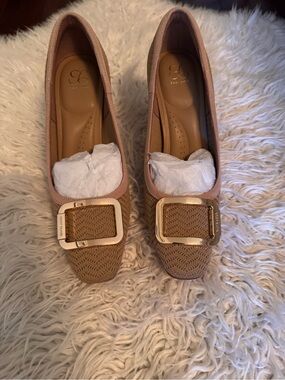 Woven Tan Heel Pumps with Gold Buckle